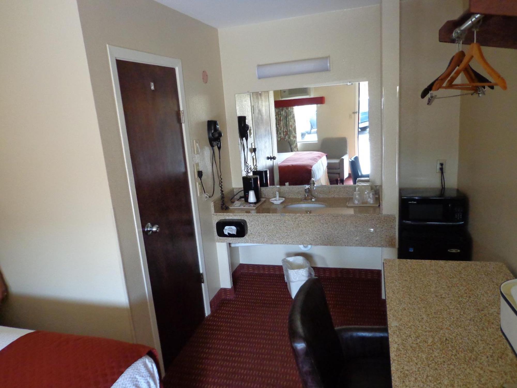 Economy Inn Express Warren Luaran gambar