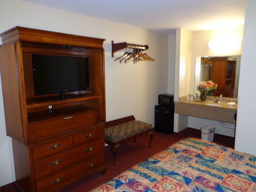 Economy Inn Express Warren Luaran gambar