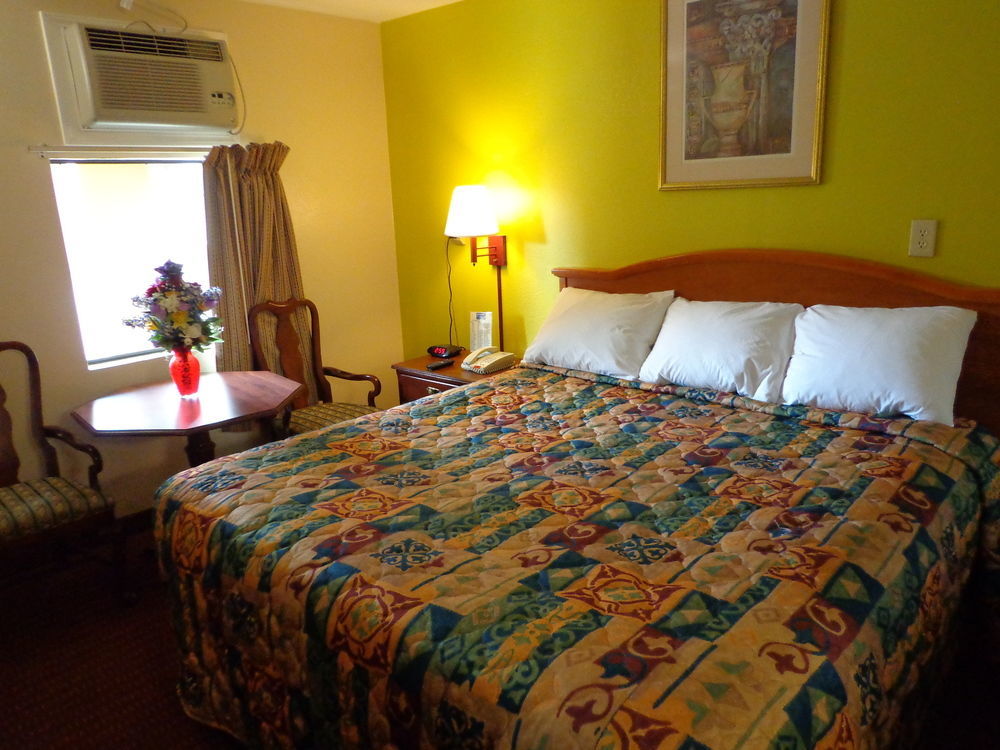 Economy Inn Express Warren Luaran gambar