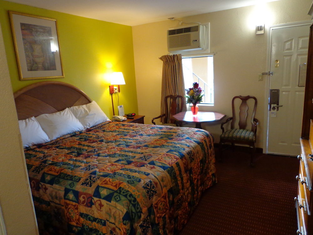 Economy Inn Express Warren Luaran gambar